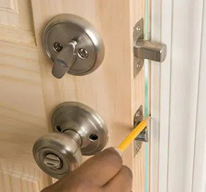 Community Locksmith Store Nashville, TN 615-510-3313 - unlock-door